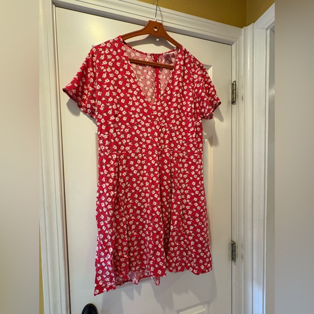 GAP Red and White Floral Dress